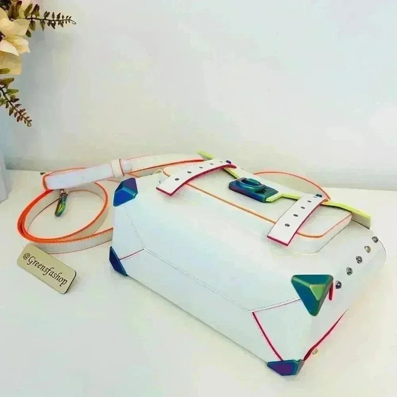 Michael Kors Purse Manhattan Satchel Crossbody Optic White - Picture 6 of 9